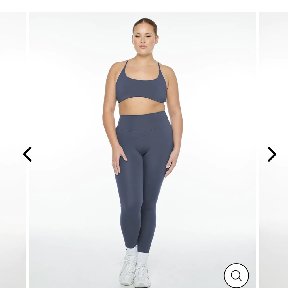 Crop shop boutique scrunch leggings